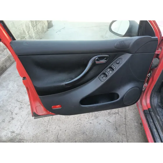 Seat LEON (1M1) 1999