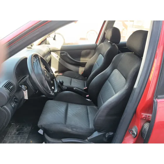 Seat LEON (1M1) 1999