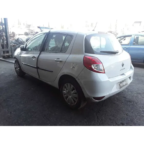 RENAULT CLIO III '2010 1.5 DCI DIESEL CAT BLANCO