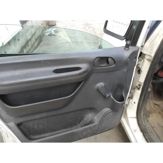 FIAT SCUDO (222) '2005 1.9 DIESEL BLANCO