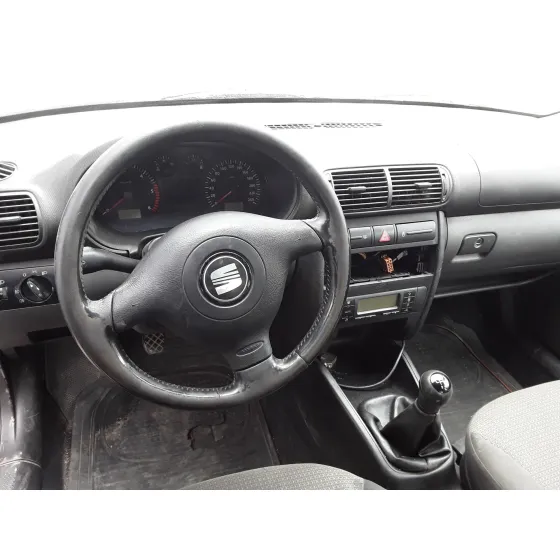 SEAT TOLEDO (1M2) '2003 *