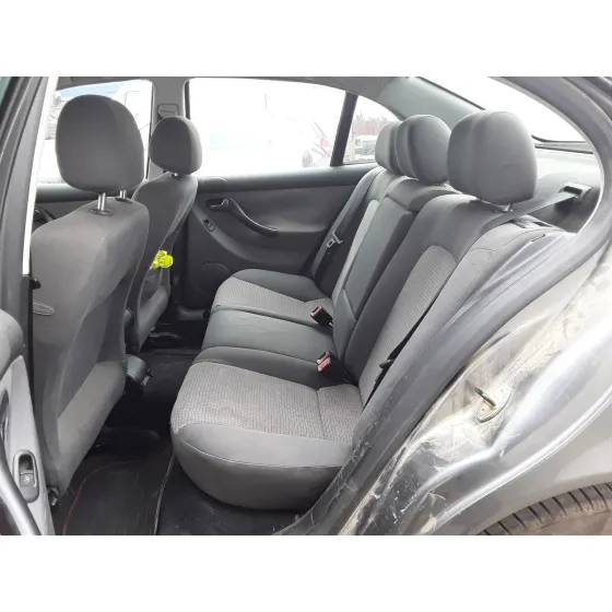 SEAT TOLEDO (1M2) '2003 *