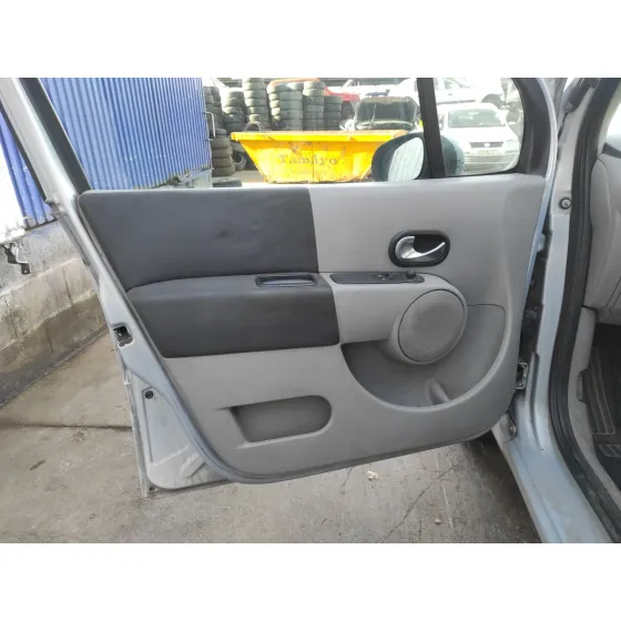 RENAULT MODUS '2005 * PLATA