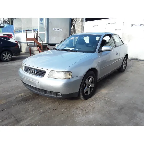 AUDI A3 (8L) '2001 * PLATA