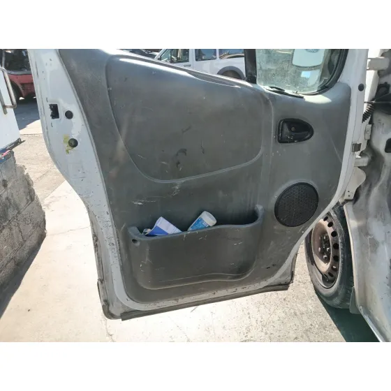 Renault TRAFIC II FURGONETA (FL) 2001