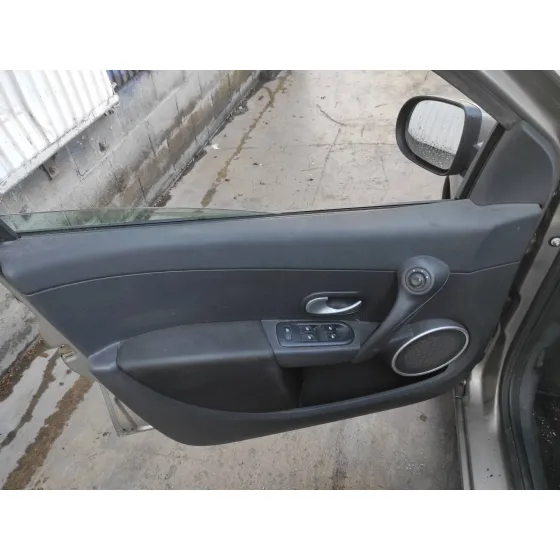 RENAULT CLIO GRANDTOUR '2009 1.5 DCI DIESEL CAT ARENA