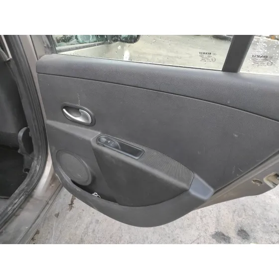 RENAULT CLIO GRANDTOUR '2009 1.5 DCI DIESEL CAT ARENA
