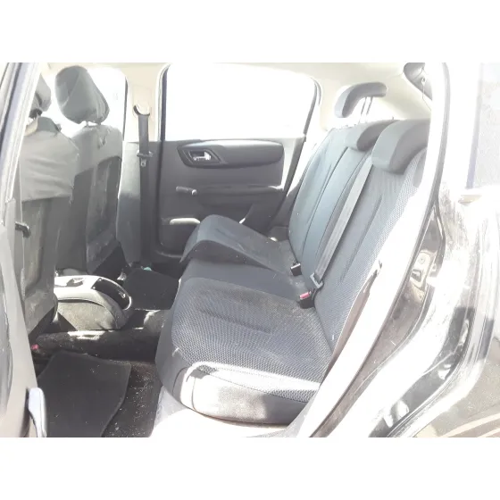 CITROEN C4 BERLINA '2010 * NEGRO