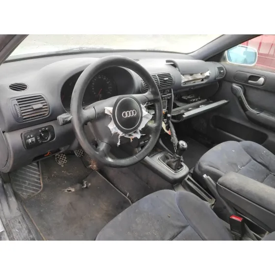 AUDI A3 (8L) '2001 1.9 TDI PLATA