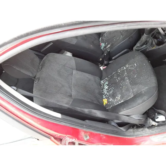 DACIA SANDERO '2009 1.6 CAT ROJO