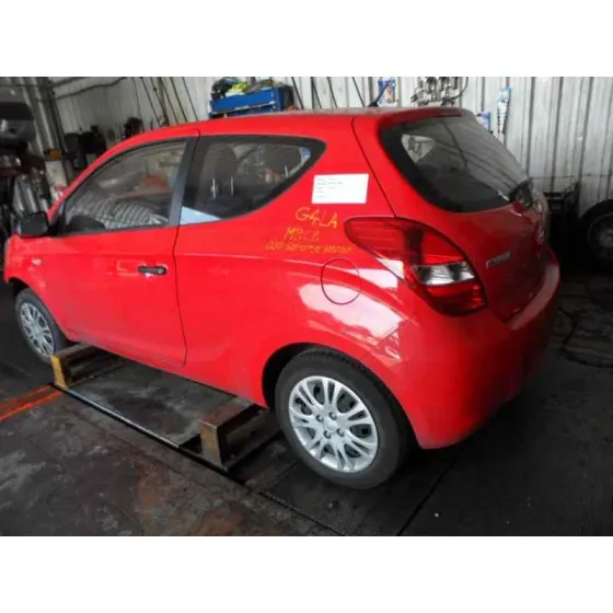 HYUNDAI I20 '2010 1.2 CAT ROJO