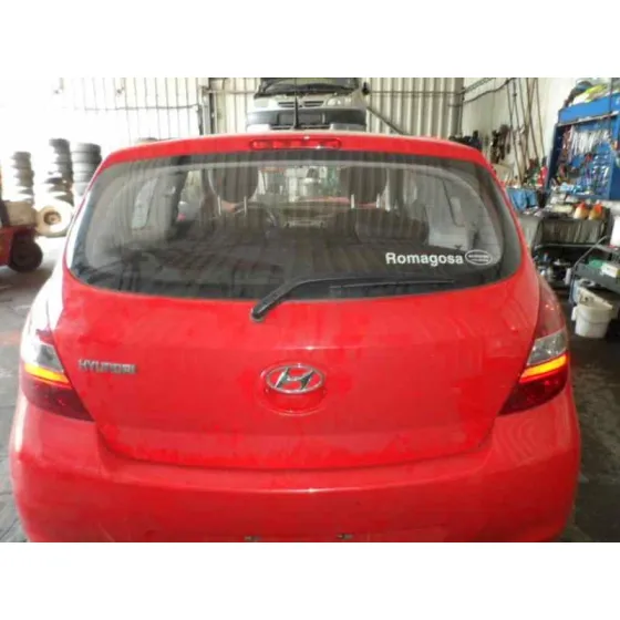 HYUNDAI I20 '2010 1.2 CAT ROJO