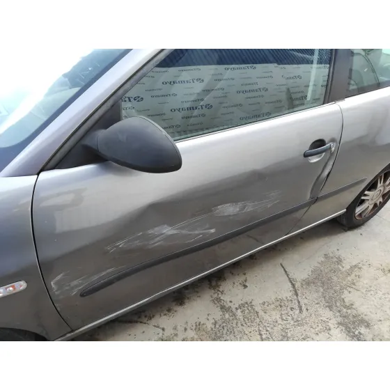 SEAT IBIZA (6L1) '2004 1.9 TDI GRIS OSCURO