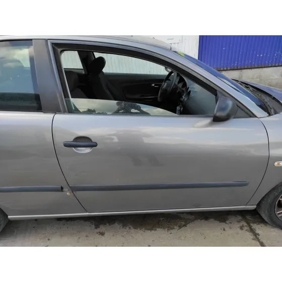 SEAT IBIZA (6L1) '2004 1.9 TDI GRIS OSCURO