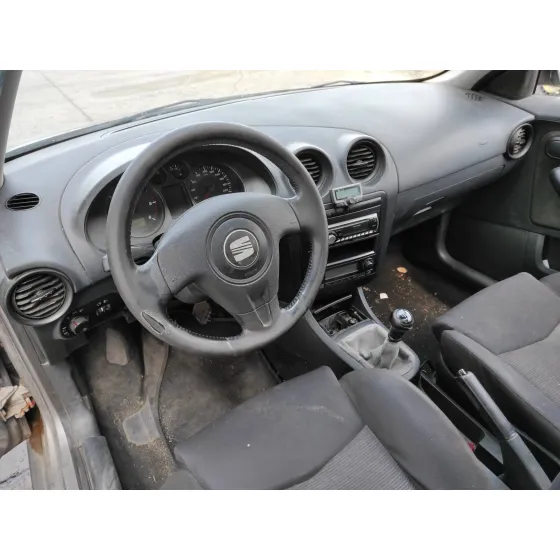 SEAT IBIZA (6L1) '2004 1.9 TDI GRIS OSCURO