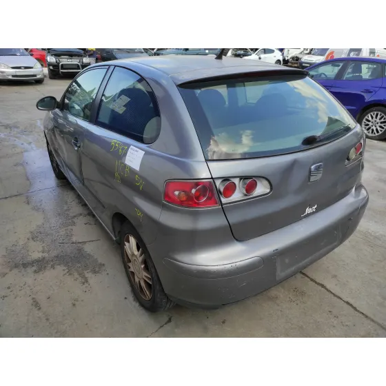 SEAT IBIZA (6L1) '2004 1.9 TDI GRIS OSCURO