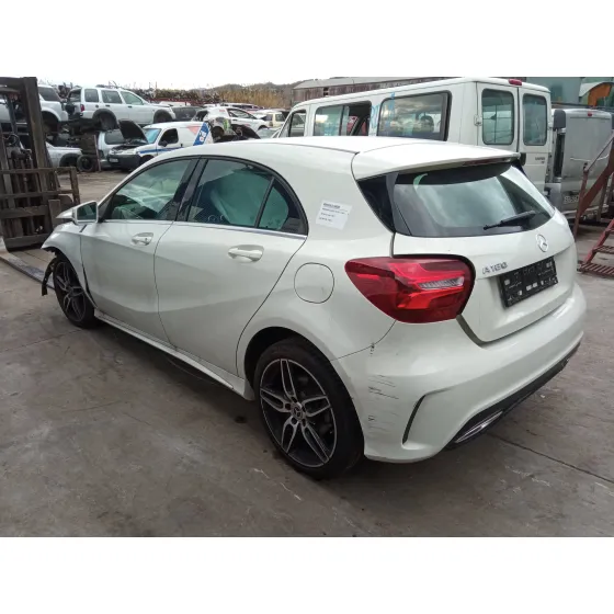 MERCEDES CLASE A (W176) '2018 1.6 CAT BLANCO