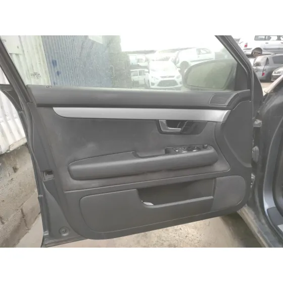 AUDI A4 AVANT (8E) '2005 2.0 TDI GRIS