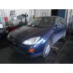 FORD FOCUS BERLINA (CAK) FORD FOCUS BERLINA (CAK) '2001 1.6 16V CAT AZUL 1998