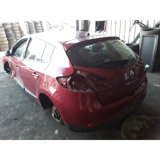 RENAULT MEGANE III BERLINA 5 P '2008 1.5 DCI DIESEL GRANATE
