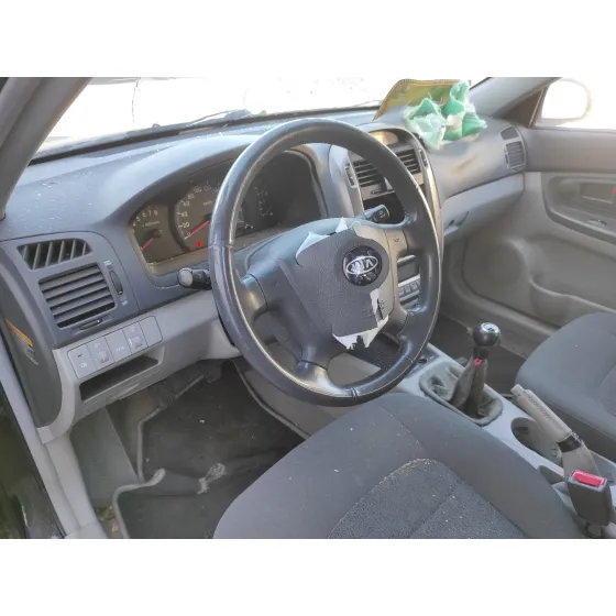 KIA CERATO '2006 2.0 CAT NEGRO