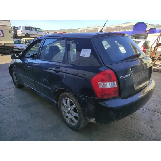 KIA CERATO '2006 2.0 CAT NEGRO