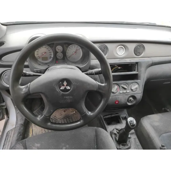 MITSUBISHI OUTLANDER (CU0W) '2005 2.0 CAT PLATA