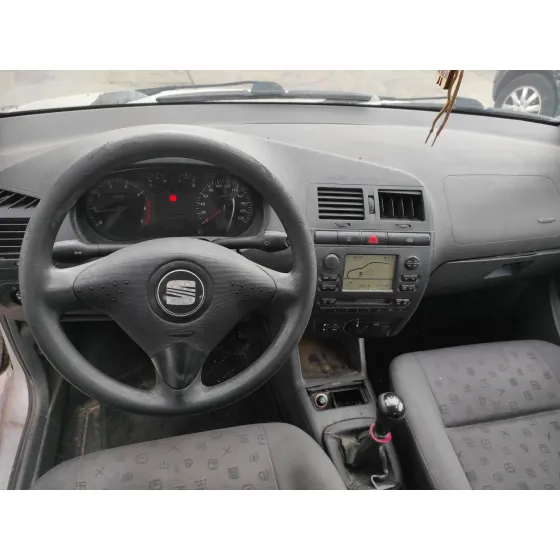 SEAT IBIZA (6K1) '2002 * PLATA
