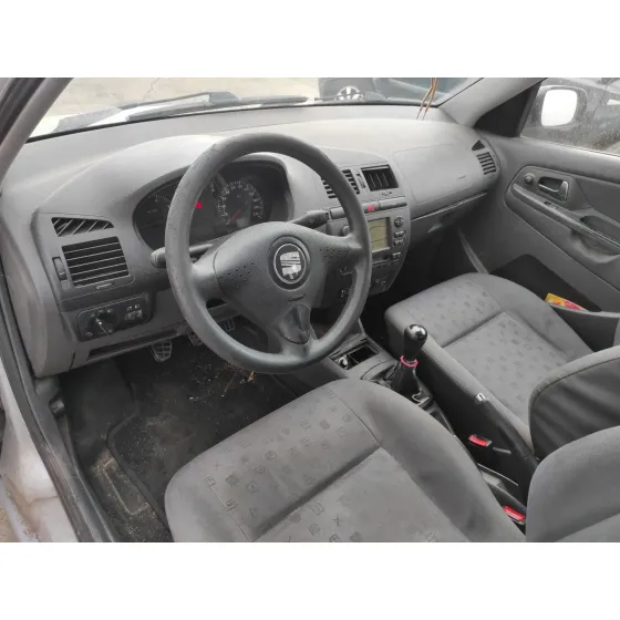SEAT IBIZA (6K1) '2002 * PLATA