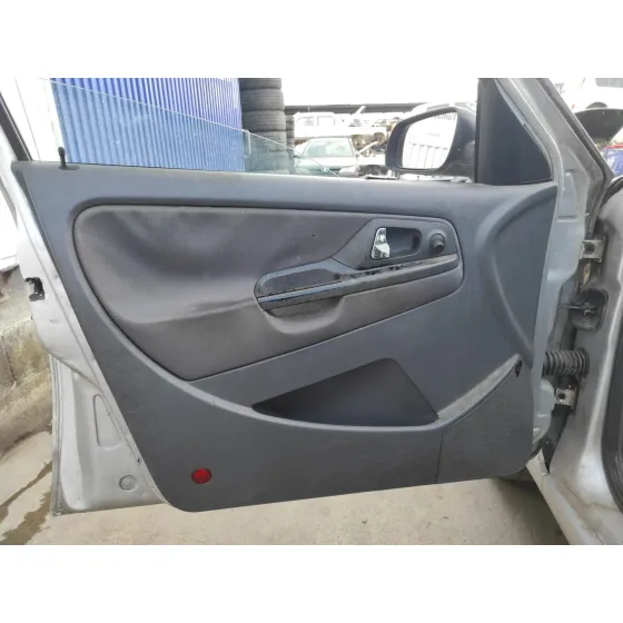 SEAT IBIZA (6K1) '2002 * PLATA