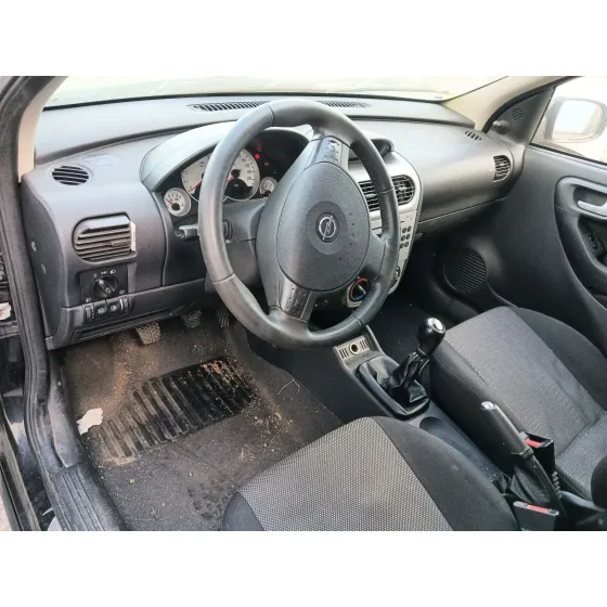Opel CORSA C (X01) 2003