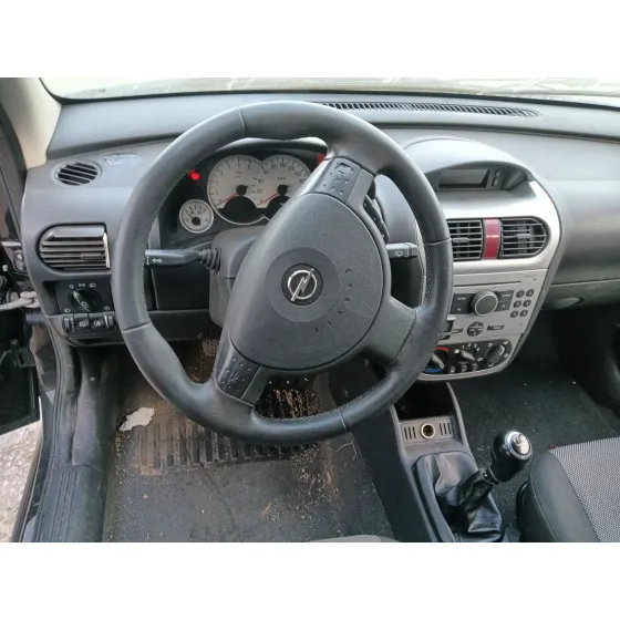 Opel CORSA C (X01) 2003