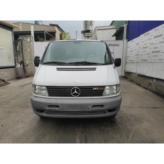MERCEDES VITO (W638) CAJA CERRADA '2003 2.1 CC BLANCO