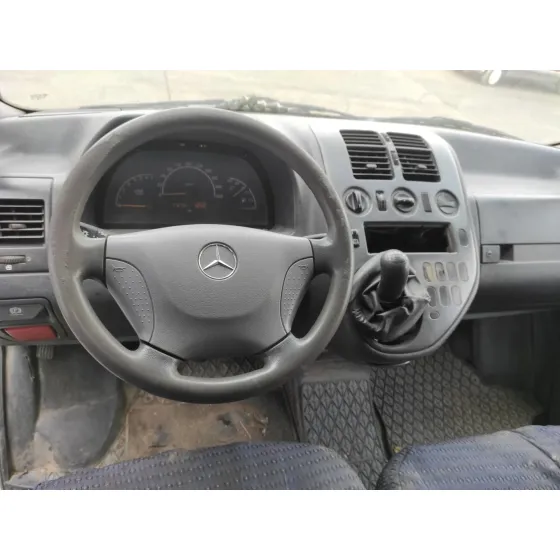 MERCEDES VITO (W638) CAJA CERRADA '2003 2.1 CC BLANCO