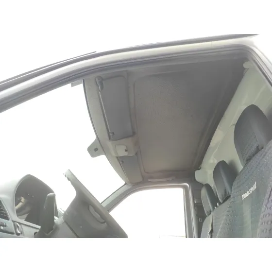 MERCEDES VITO (W638) CAJA CERRADA '2003 2.1 CC BLANCO