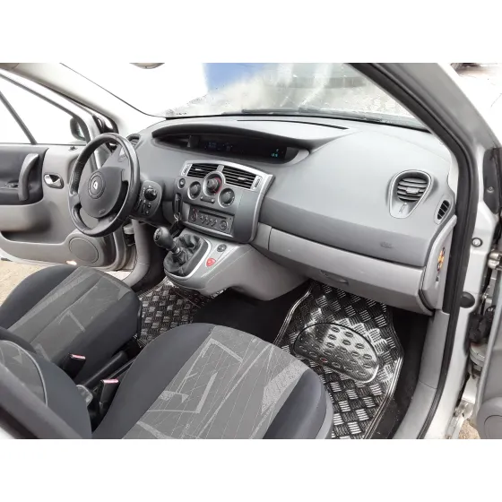 RENAULT SCENIC II '2004 1.9 DCI DIESEL PLATA