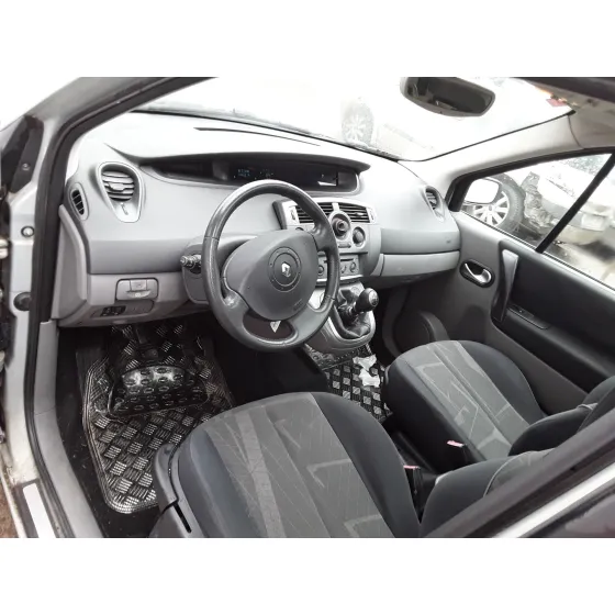 RENAULT SCENIC II '2004 1.9 DCI DIESEL PLATA