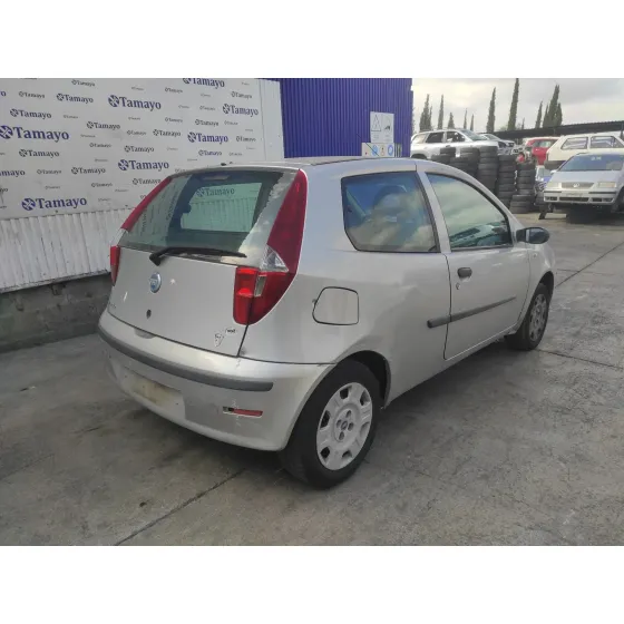 FIAT PUNTO BERLINA (188) '2005 1.2 CAT PLATA