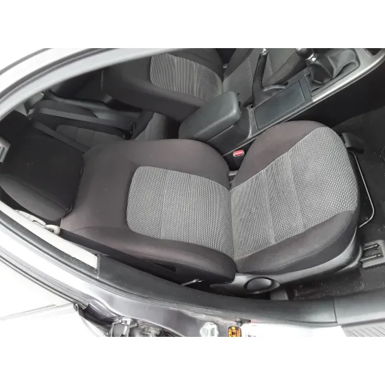 MAZDA 6 BERLINA (GG) '2004 2.0 DIESEL CAT PLATA
