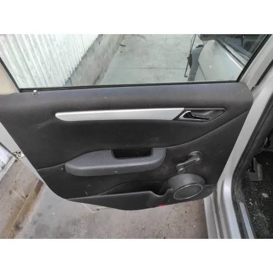 MERCEDES CLASE B (W245) '2005 2.0 CDI CAT PLATA