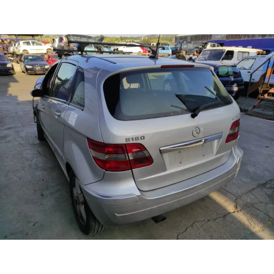 MERCEDES CLASE B (W245) '2005 2.0 CDI CAT PLATA