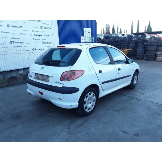 PEUGEOT 206 BERLINA '2005 * BLANCO
