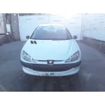 PEUGEOT 206 BERLINA PEUGEOT 206 BERLINA '2005 * BLANCO 1998