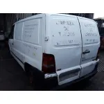 MERCEDES-BENZ VITO MARCO POLO (638) MERCEDES VITO MARCO POLO (638) '2001 112 CDI BLANCO 1997