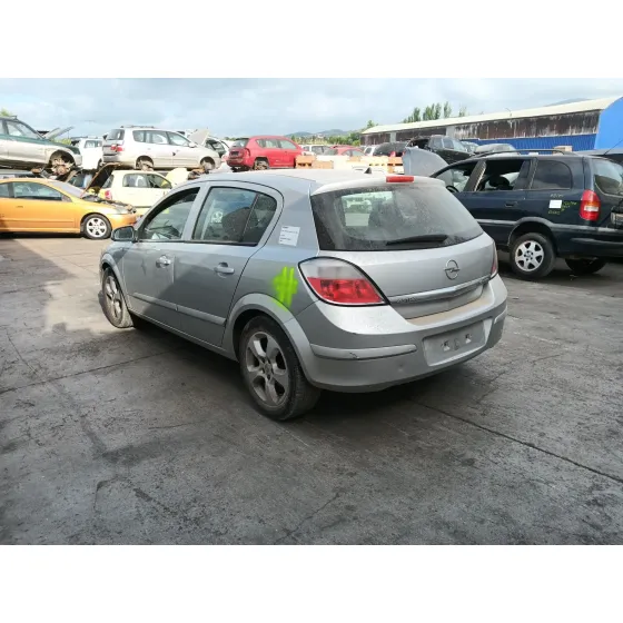 Opel ASTRA H (A04) 2004