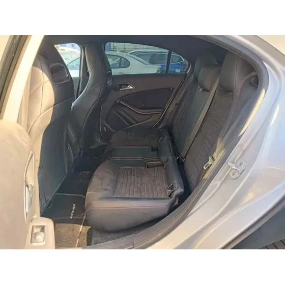 MERCEDES CLASE A (W176) '2014 * NEGRO