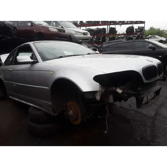 BMW SERIE 3 COUPE (E46) '2004 * PLATA