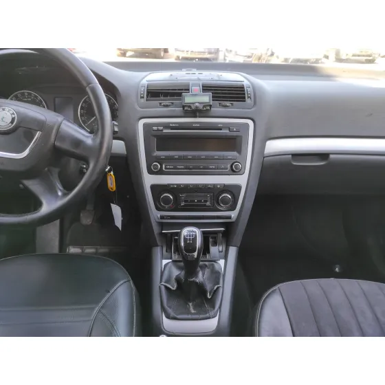 SKODA OCTAVIA BERLINA (1Z3) '2010 1.9 TDI NEGRO