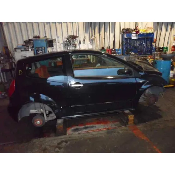 CITROEN C2 '2005 1.1 NEGRO