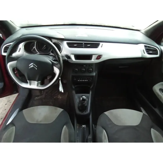 CITROEN DS3 '2010 1.4 16V GRANATE